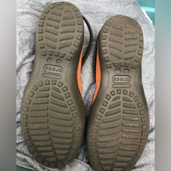 🌹🌹Crocs Water Shoes Size 7🌹🌹 - Picture 10 of 10